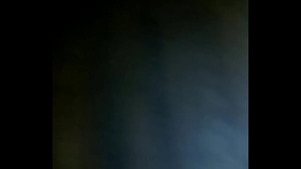 Wife shows that sexy ass