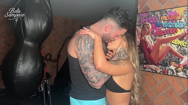 Nonton Bela Sampaio Aprendeu A Fazer Sexo O Gringo Mais Pirocudo Do Brasil thumbnail