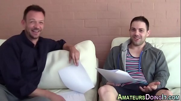 Shower amateurs make out