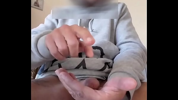 Handjob and nice cumshot, 