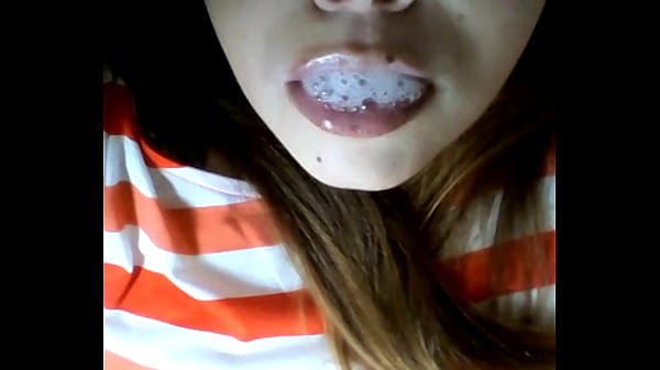 Play MP4 - Mouthful of spit bubbles