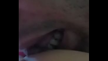 Chupo Os Peitos Cheios De Leite Da Minha Gata