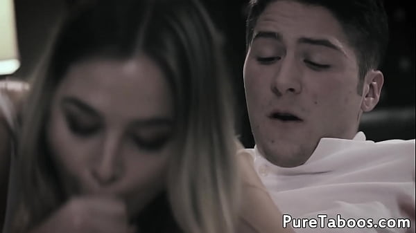 Taboo teen stepdaughter getsfacialized