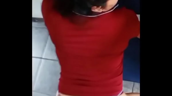 Play MP4 - Quiero sentir as&iacute; la tu vergota roberto ven y m&eacute;teme la verga