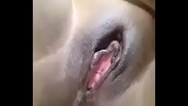 Foll&aacute;ndosela por el culoo 