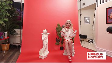 Bts - Emma Rosie Shines In A Playful Behind The Scenes Tease! thumbnail