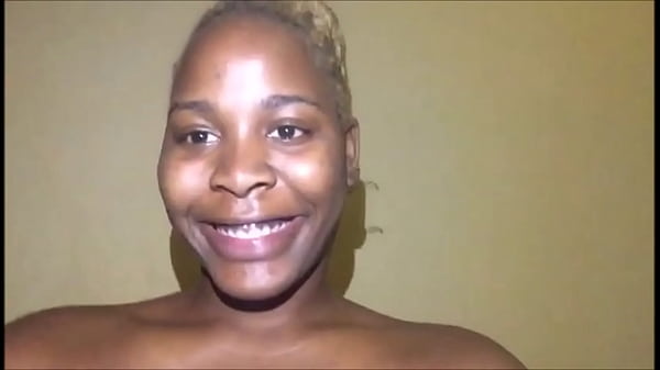 Play MP4 - Bagzkizz Risky Dildo Masturbation