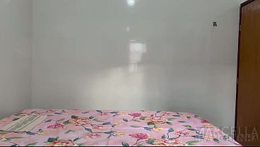 Nonton Relaxe, Respira Fundo, Minha Massagem Sempre Tem Um Final Feliz. O Melhor Ainda Est&aacute; Por Vir. thumbnail