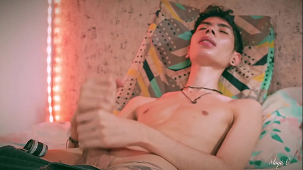 Play MP4 - Skinny Twink Magic C Solo Spit Masturbation Precum And Cum Play