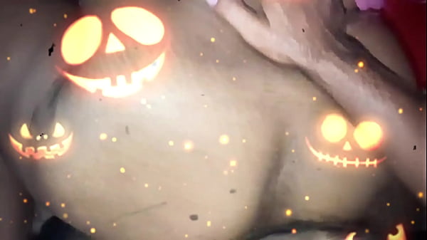 Foda el&eacute;trica no dia das bruxas 