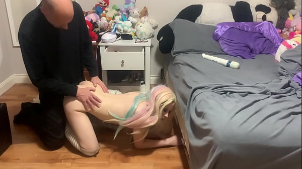 Hope My Step Dad Doesn&rsquo;t Walk In Using His Back Massager thumbnail