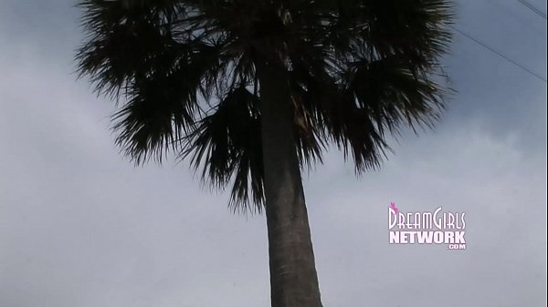 Play MP4 - Teen Girls Get Naked Around Town