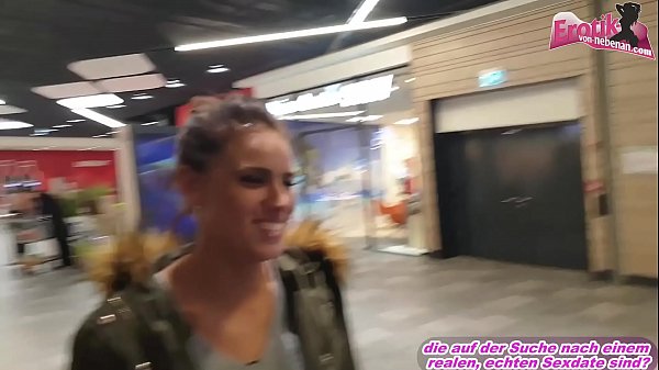 Play MP4 - SPERMAWALK im Shopping Center nach Dreier in Umkleide mit deutschen amateur teens