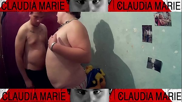 Sexo y movil una buena combinación_para que te coman el coño mientras te distraes jugando