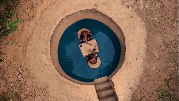 Nonton Spend 278 Days To Build A Dream Water Park thumbnail