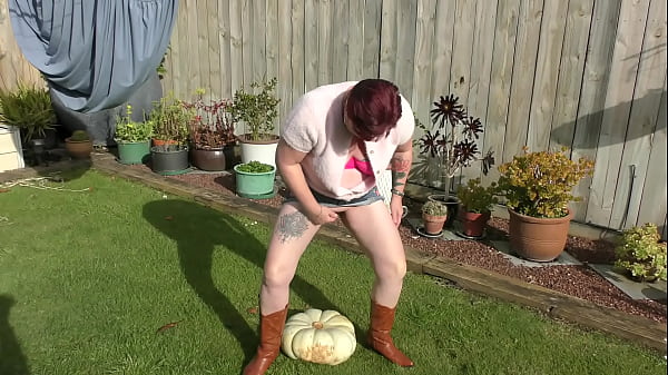 Nz milf sub uses huge pumpkin as her toilet while her master films the action 