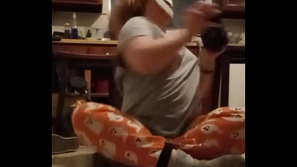 Mini grey tshirt exercise 