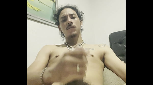 Gran y espesa carga de semen 