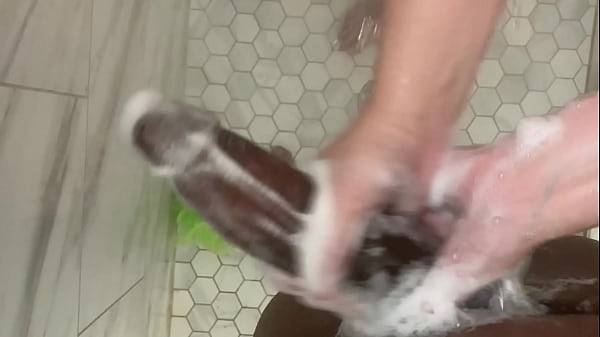 18 Year Old StepsisterShares_Shower With Her_Older Stepbrother WOW Your Dick_Is So Fucking Big WTF Its The Size Of My Forearm And You Want Me To PutThat InMy Ass