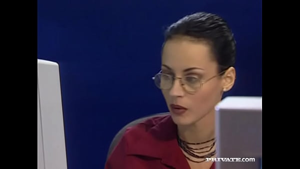 Play MP4 - The Passion Is Flowing as Michelle Wild Makes Love to Her Man