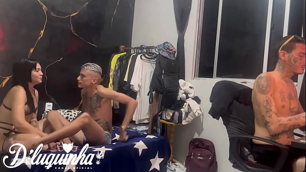 Friend Borrows Wife To Fuck Her Pussy Nicely While The Cuckold Jerks Off thumbnail