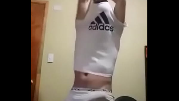 Aburrido En Casa Se Exita 