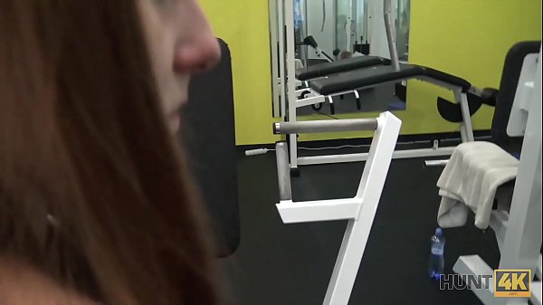 HUNT4K. Muscled bf watches how well-shaped teen girl cheats