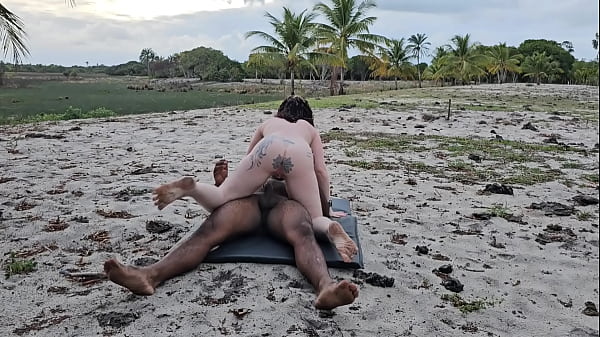 Nonton Eu E Minha Amiga Saimos Pra Dar O Cu Em Um Terreno Baldio Na Favela thumbnail