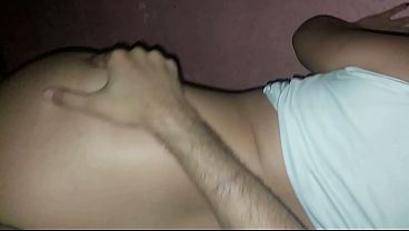 Ay dios m&iacute;o c&oacute;rrete dentro de mi co&ntilde;o papi me encanta clavarme en tu verga en posici&oacute;n de cucharita 