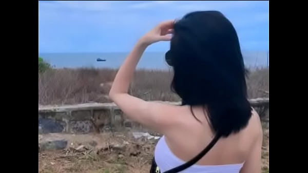 Nonton Playa Y Paseo Con Sofia Lopez S thumbnail