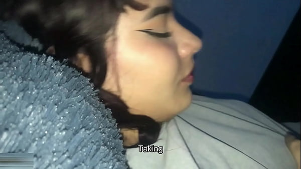 Play MP4 - Sexo duro casero real y natural con la cachonda de mi hermanastra latina