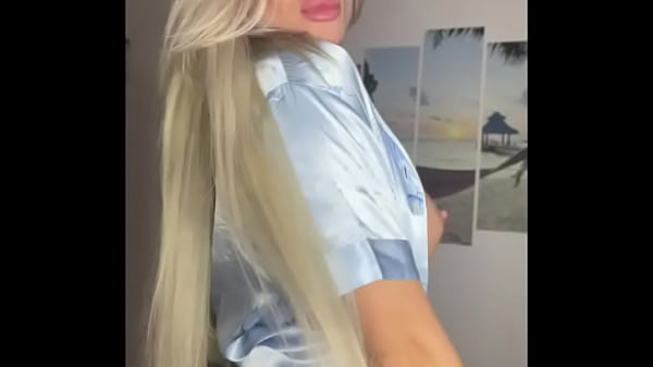 Nonton Put A Bow On And Im Ready thumbnail