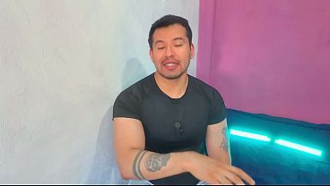 Medico siendo follado por verga inmesa de un joven que fue a consulta medica! 