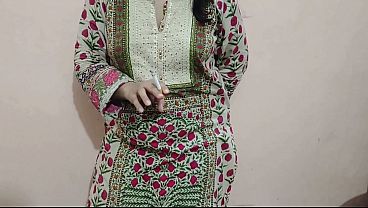 Nonton Smoking Stepsister Fucked By A Stepbrother His Silence About Her Body thumbnail