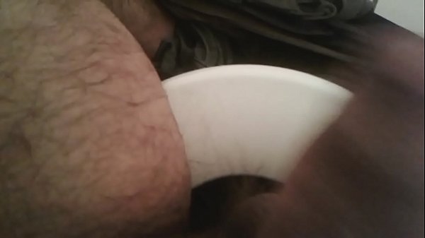 Play MP4 - Jerking off and cumming