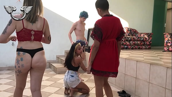 Parte 1 - Backstage Recording At The Himeros Mansion thumbnail