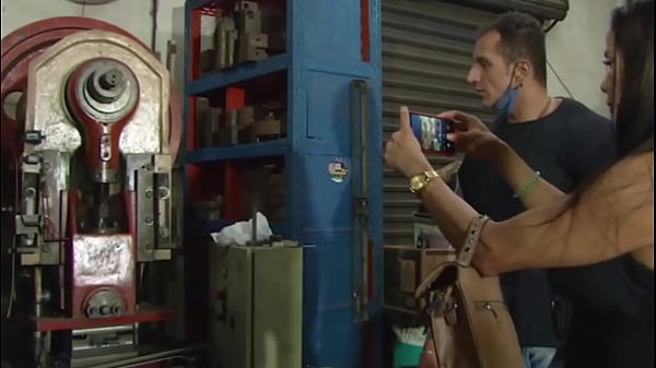 Fui na oficina dar prazer o mec&acirc;nico 