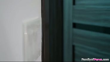 Nonton Teen Stepsis Remy Raw Wants To Cheer Her Stepbro Up With Her Hot Body.the Small Tits Brunette Gets Her Shaved Pussy Licked And Rides On His Cock thumbnail