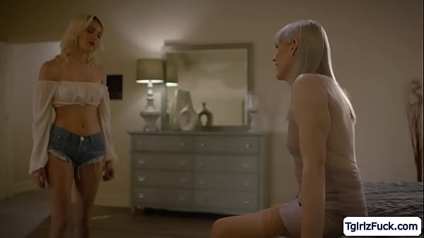 Hot Small tits transexual fucking blonde female friends pussy