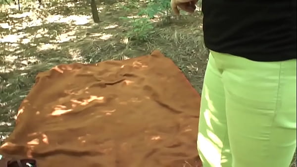 Play MP4 - I fuck the wet hairy pussy of this hot granny with small natural tits until I squirt all over her