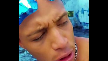 VITAMINEI O CU DO MALOKKA NA CASA ABANDONADA 