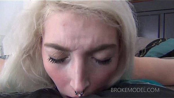 Kinky emo girl get's her pussy filled up with cum