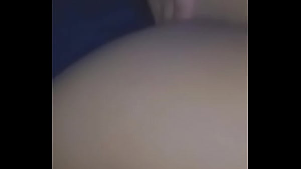 Caliente tocandose con ropa interior 