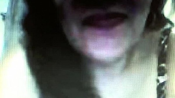 AMOR - mature, but still sexy and very horny on cam 