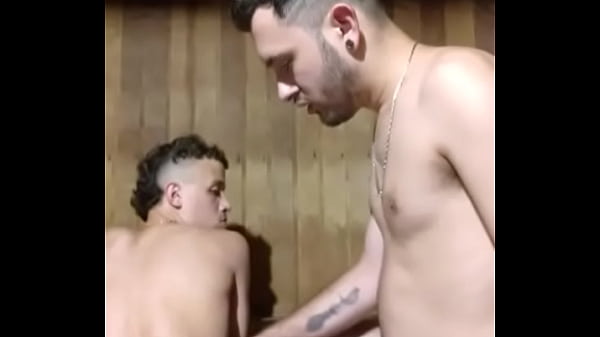 Comi o Novinho Na Sauna