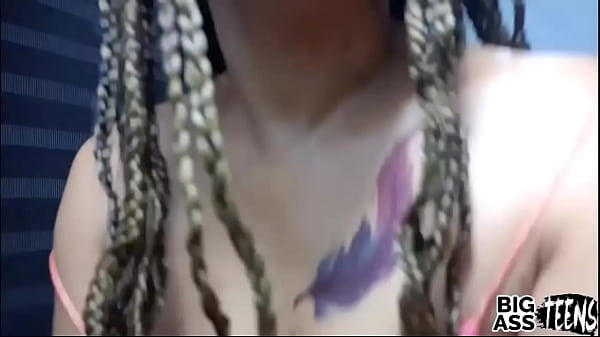 Mis Padres Me Pide Que Cuide A Mi Hermanastra Y La Descubro Viendon Porno La Chatajeo Para Follar Me La Co&ntilde;o Apretado Tenia Antojo De Mi Verga Y No Dire Nada Xvideo Big Ass thumbnail