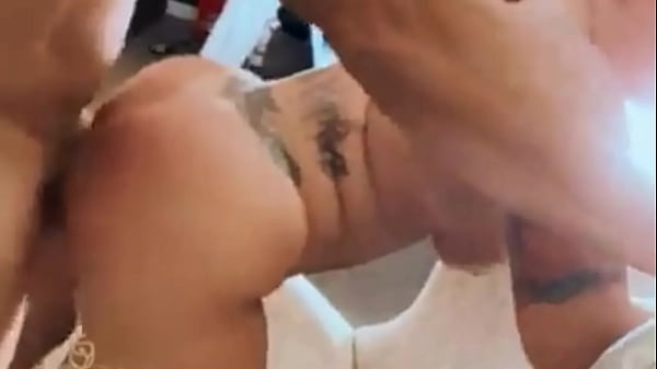 Play MP4 - Cassiana Costa transando com plug anal