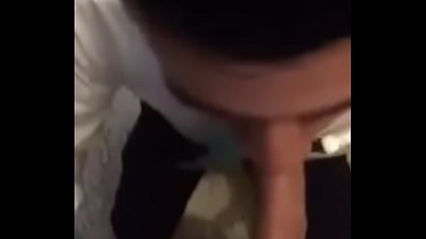 cruising en ba&ntilde;o publico se come mi verga 