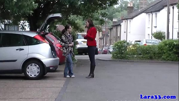 Play MP4 - British milf in stockings fingers classy babe