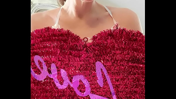 Happy Valentine's Day! Let's Celebrate Together! Watch Me Rub My Clit To Orgasm thumbnail